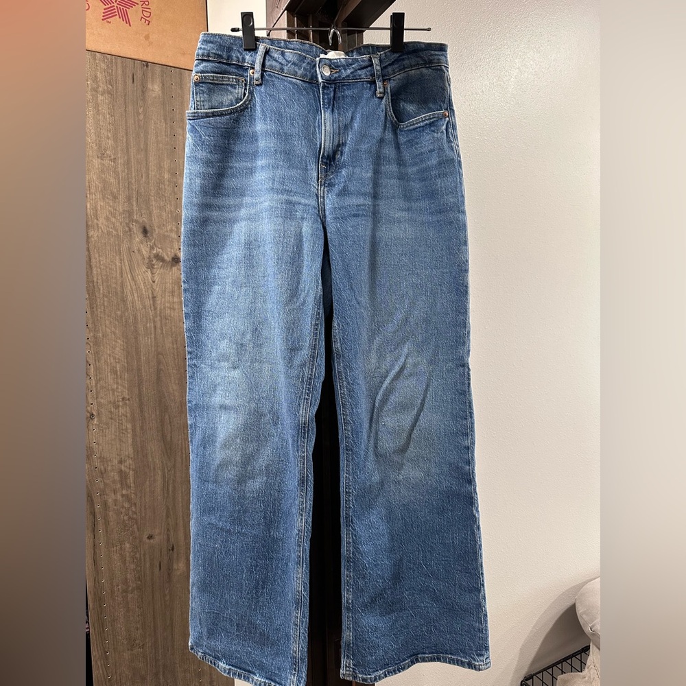 H&M high rise mom jeans size 14